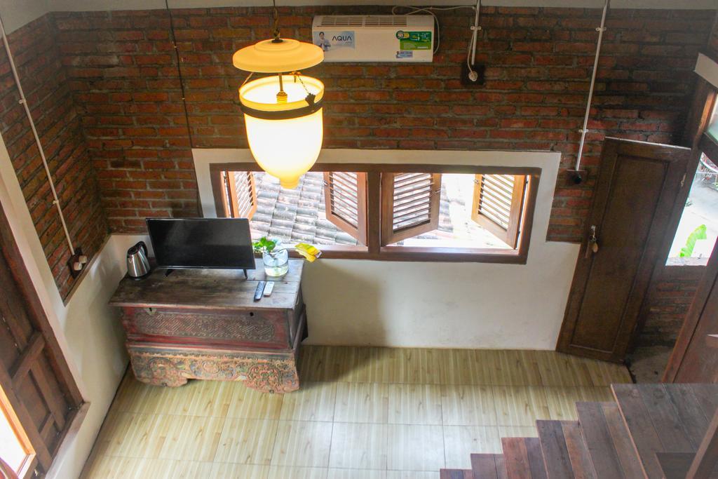 Griya Gribig Mitra Reddoorz Guest house Malang